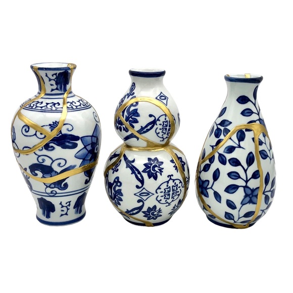 Kintsugi Vase Set Bombay Blue and White Porcelain Gold Crack Growth Gift - Picture 14 of 17